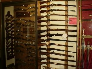 Gold Coast War Museum / Collectors Armoury